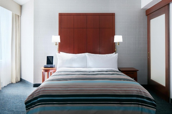 Central Loop Hotel Main image